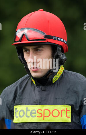 Pferderennen - Nottingham Racecourse - 7. März 2010. Jockey Chris Catlin Stockfoto