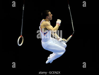 Der britische Samuel Hunter tritt im Finale der Senior Teams während der European Artistic Championships im NIA, Birmingham, an den Ringen an. Stockfoto