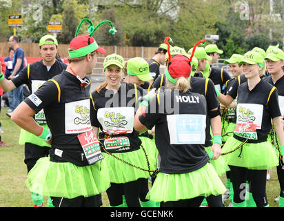 Promis bei Virgin London Marathon Stockfoto