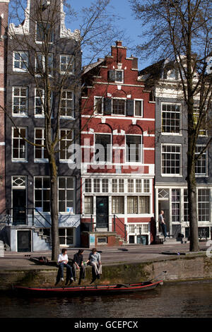 Kanal befinden sich an der Herengracht Ecke Wijde Heisteeg, Amsterdam, Holland, Niederlande, Europa Stockfoto