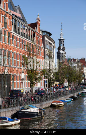 Singel-Kanal mit dem Munttoren Münzerturm, UNESCO-Weltkulturerbe, Amsterdam, Holland, Niederlande, Europa Stockfoto