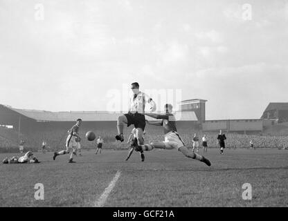 Fußball - Liga Division Three - Millwall V Notts County - The Den Stockfoto