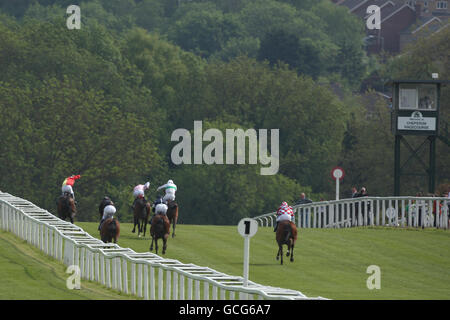 Pferderennen Sie - Ladies Day - Chepstow Rennbahn Stockfoto