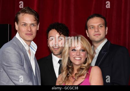 (Von links nach rechts) Alexander Vlahos, Richard Mylan, Sophie Abelson und David Sturzaker bei der Ankunft für die British Soap Awards 2010 in den ITV Studios, South Bank, London. Stockfoto