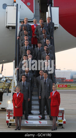 Fußball - England Abfahrt nach Südafrika - Heathrow Flughafen Stockfoto