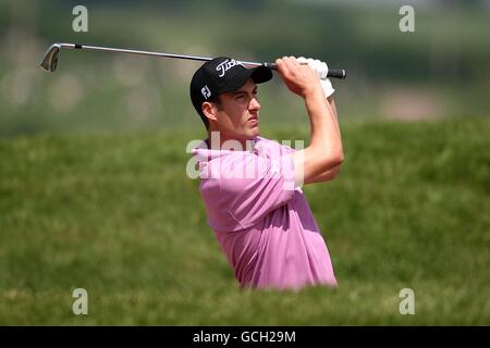 Golf - The Celtic Manor Wales Open 2010 - Round One - The Celtic Manor Resort. Ross Fisher aus England in Aktion während der ersten Runde der Celtic Manor Wales Open im Celtic Manor Resort Stockfoto