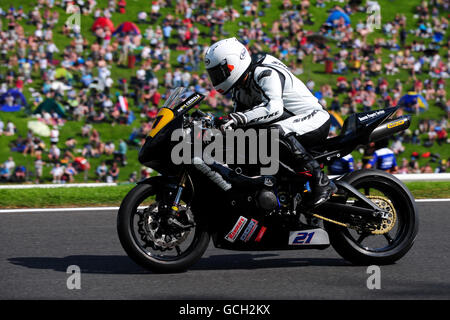 Triumph Mark Cringle Racing's Mark Cringle während der Fuchs-Silkolene British Supersport Championship Stockfoto