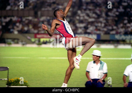 Leichtathletik - Weltmeisterschaften Tokio 91 - Weitsprung - Mike Powell USA Stockfoto