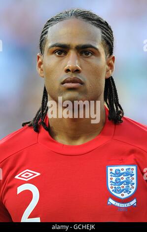 Fußball - FIFA Fußball-Weltmeisterschaft Südafrika 2010 - Gruppe C - Slowenien gegen England - Nelson Mandela Bay Stadium. Glen Johnson, England Stockfoto