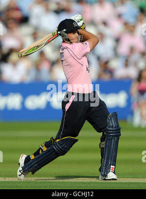 Cricket - Friends Provident Twenty20 - Middlesex / Surrey - Lord's. Neil Dexter, Middlesex Stockfoto