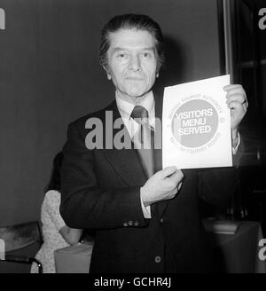 Lifestyle - Essen - kochen - Kritiker - Egon Ronay - London Stockfoto