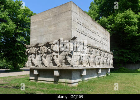 Kriegerdenkmal am Dammtordamm, erbaut 1936, entworfen Richard Kuöhl Byn, Hamburg, Deutschland Stockfoto