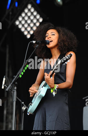 Corinne Bailey Rae ist auf der Bühne des Hard Rock Calling Festivals im Hyde Park, London zu sehen. Stockfoto