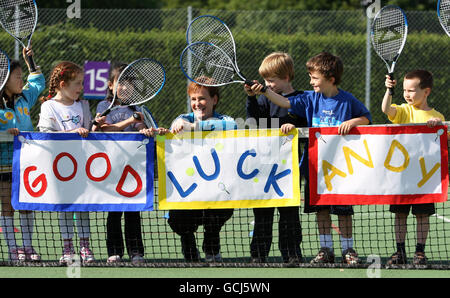 Judy Murray, Mutter des Tennisspielers Andy, duirng Training Session mit lokalen Schulkindern von Sciennes Primary in Edinburgh. Stockfoto