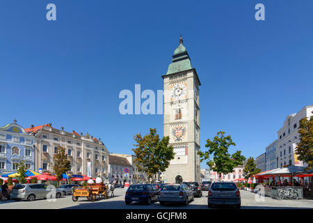 Enns Hauptplatz (Hauptplatz), Stadtturm (Glockenturm) Österreich Oberösterreich, Oberösterreich Stockfoto