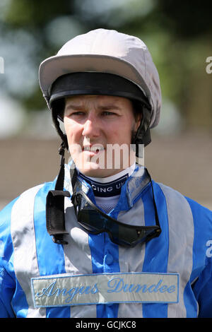 Pferderennen - der 40. Macmillan Charity Day - Tag 2 - York Racecourse. Jockey Tom Queally Stockfoto