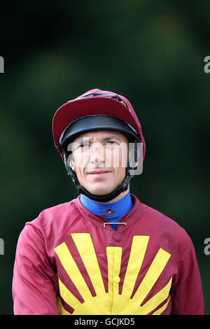 Pferderennen - der 40. Macmillan Charity Day - Tag 2 - York Racecourse. Jockey Frankie Dettori Stockfoto