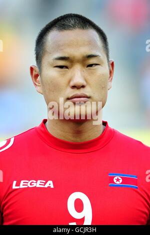 Fußball - FIFA Fußball-Weltmeisterschaft 2010 Südafrika - Gruppe G - Nordkorea / Elfenbeinküste - Mbombela Stadium. Tae-Se Jong, Nordkorea Stockfoto