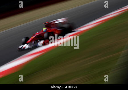 Ferrari Felipe Massa aus Brasilien im zweiten Training während eines Trainingstages vor dem British Grand Prix von Santander auf dem Silverstone Circuit, Northampton. Stockfoto