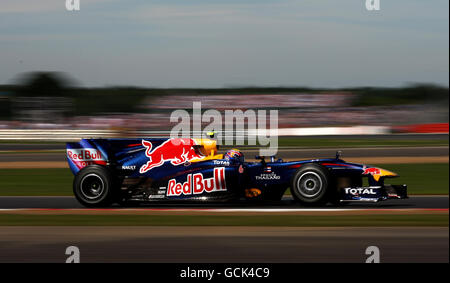 Motorsport - Santander Großer Preis Der Britischen Formel 1 - Trainingstag - Silverstone Circuit. Mark Webber von Red Bull beim zweiten Training vor dem British Grand Prix von Santander auf dem Silverstone Circuit, Northampton. Stockfoto