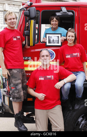 Folgen Sie diesem Feuerwehrauto Stockfoto