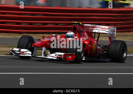 Ferrari Fernando Alonso während eines Trainingstages vor dem Santander British Grand Prix auf Silverstone Circuit, Northampton. Stockfoto