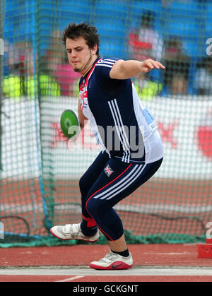 Der britische Ahed Davies tritt bei der F42/44-Diskussion der Männer während der BT Paralympic World Cup in Sport City, Manchester, an. Stockfoto