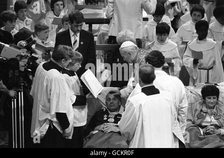 Religion - Papst Johannes Paul II Besuch in Großbritannien - St.-Georgs Kathedrale Stockfoto