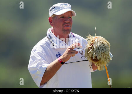 Golf - The Open Championship 2010 - Vorschau - Tag Zwei - St Andrews Old Course. John Daly während seiner Übungsrunde in St. Andrews Stockfoto