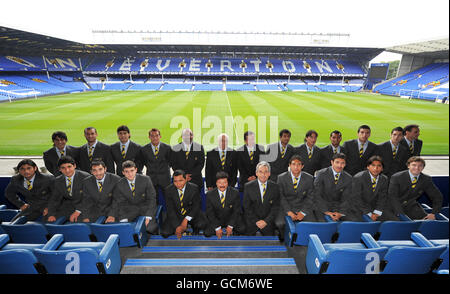 Spieler aus Everton Chile bei einem Besuch im Goodison Park Heimat von Everton Stockfoto