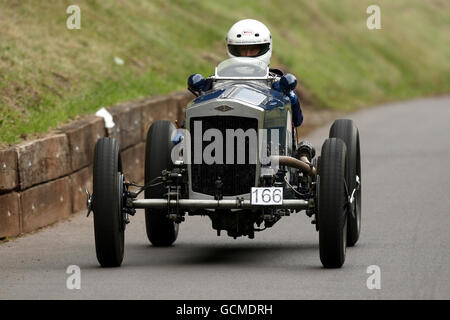 Ken Hawes und sein Frazer Nash Terror III 1928 während des Shelsley Walsh Hill Climb in Worcestershire. Stockfoto