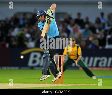 Cricket - Friends Provident Twenty20 - Viertelfinale - Nottinghamshire Outlaws / Sussex Sharks - Trent Bridge. Luk Wright von Sussex Sharks schlägt beim Finale des Friends Provident t20 Quarter in Trent Bridge, Nottingham. Stockfoto