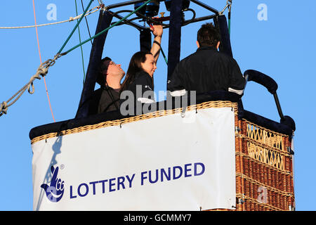 Olympia - National Lottery Heißluftballon über Manchester Stockfoto