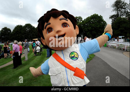 Pferderennen Sie - Vielfalt Club Day - Sandown Park Stockfoto