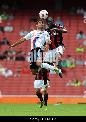 Fußball - Emirates Cup 2010 - AC Mailand gegen Olympique Lyonnais - Emirates Stadium Stockfoto