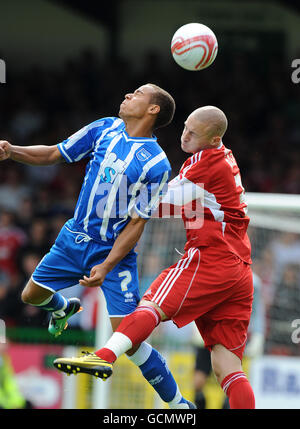 Fußball - Npower Football League One - Swindon Town V Brighton & Hove Albion - County Ground Stockfoto