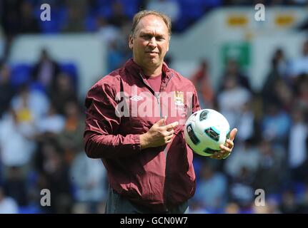 Fußball - Barclays Premier League - Tottenham Hotspur gegen Manchester City - White Hart Lane. David Platt, Manchester City Coach Stockfoto