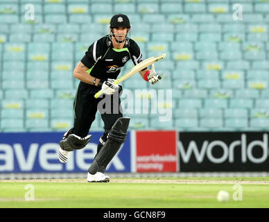 Cricket - Clydesdale Bank 40 - Gruppe A - Surrey / Worcestershire - The Brit Insurance Oval. Surreys Kevin Pietersen schlägt während des Spiels der Clydesdale Bank 40 beim The Brit Insurance Oval in London. Stockfoto