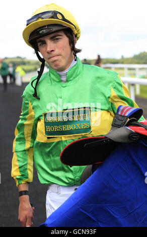 -Die Lindley Catering Handicap Stakes - Rennen Chepstow Rennbahn Stockfoto