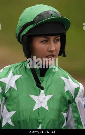 -Die Lindley Catering Handicap Stakes - Rennen Chepstow Rennbahn Stockfoto