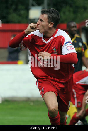 Fußball - npower Football League Two - Accrington Stanley / Macclesfield Town - The Crown Ground. Sean McConville von Accrington Stanley feiert den Torreigen während des npower League One-Spiels auf dem Crown Ground, Accrington. Stockfoto