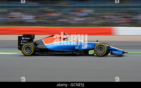 MRT des Rio Haryanto im dritten Training für die 2016 British Grand Prix in Silverstone, Towcester. PRESSEVERBAND Foto. Bild Datum: Samstag, 9. Juli 2016. Siehe PA Geschichte AUTO Briten. Bildnachweis sollte lauten: Tony Marshall/PA Wire. Einschränkungen: Nur zur redaktionellen Verwendung. Kommerzielle Nutzung mit vorheriger Zustimmung von Teams. Rufen Sie + 44 (0) 1158 447447 für weitere Informationen. Stockfoto