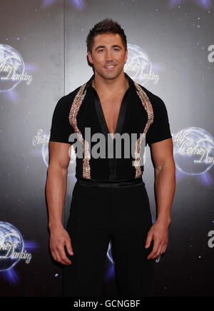 Gavin Henson während einer Fotoausstellung für die Aufnahme der Strictly Come Dancing: Launch Show im BBC Television Center in White City, West London. Stockfoto