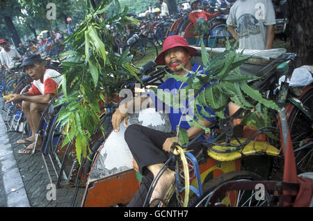 Riksha Taxifahrer Protest in der Innenstadt von Jakarta in Indonesien in Südostasien. Stockfoto