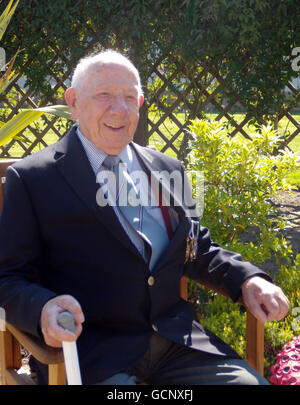 RAF-Veteran erzählt Kriegserinnerungen Stockfoto