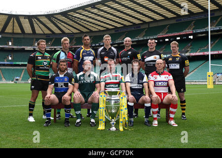 Hintere Reihe von links, Northampton's Dylan Hartley, Harlequins' Chris Robshaw, Leeds' Andy Keys, Newcastles James Hudson, Saracens' Steve Borthwick, Exeters Tommy Hayes, Wesps' Tom Rees. Vordere Reihe von links, Bath's Luke Watson, London Irish's Clarke Dermondy, Leicester's Geordan Murphy, Sale Shark's Charlie Hodgson und Gloucester's Mike Tindall Stockfoto