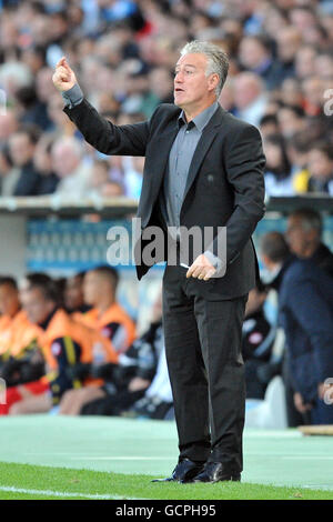 Fußball - Französische Premiere Division - Marseille / Sochaux - Stade Velodrome. Didier Deschamps, Manager bei Olympique de Marseille Stockfoto