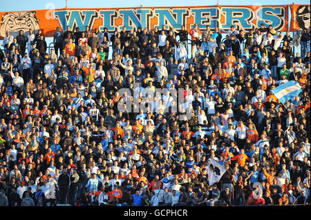 Fußball - Französische Premiere Division - Marseille / Sochaux - Stade Velodrome. Olympique de Marseille Fans auf den Tribünen Stockfoto