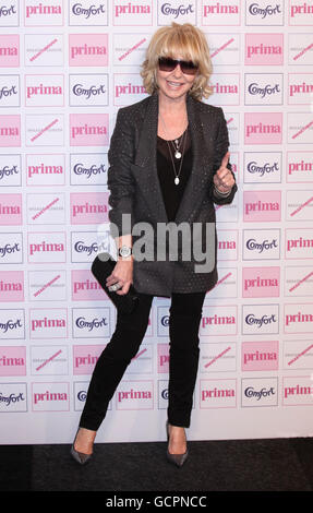 Lulu kommt für die Comfort Prima High Street Fashion Awards bei Battersea Evolution in London an. Stockfoto