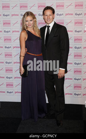 Brendan Cole und seine Frau Zoe Hobbs kommen für die Comfort Prima High Street Fashion Awards bei Battersea Evolution in London an. Stockfoto